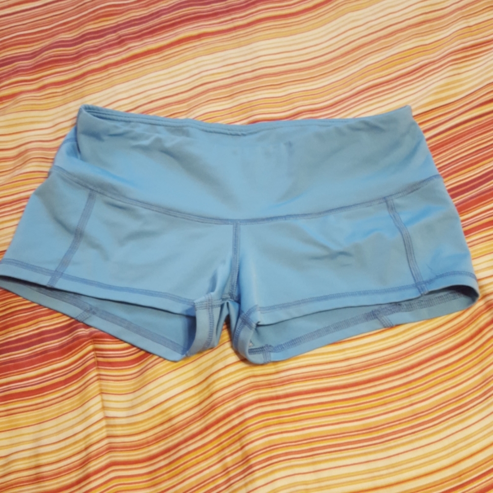 FLEO baby blue shorts